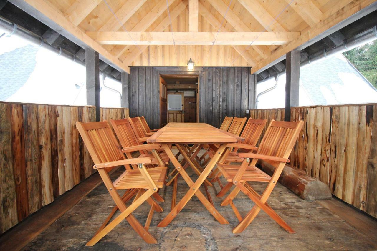 Ferienhaus Anno Dazumal, wie zu Opa`s Zeiten Klingenthal Exterior foto