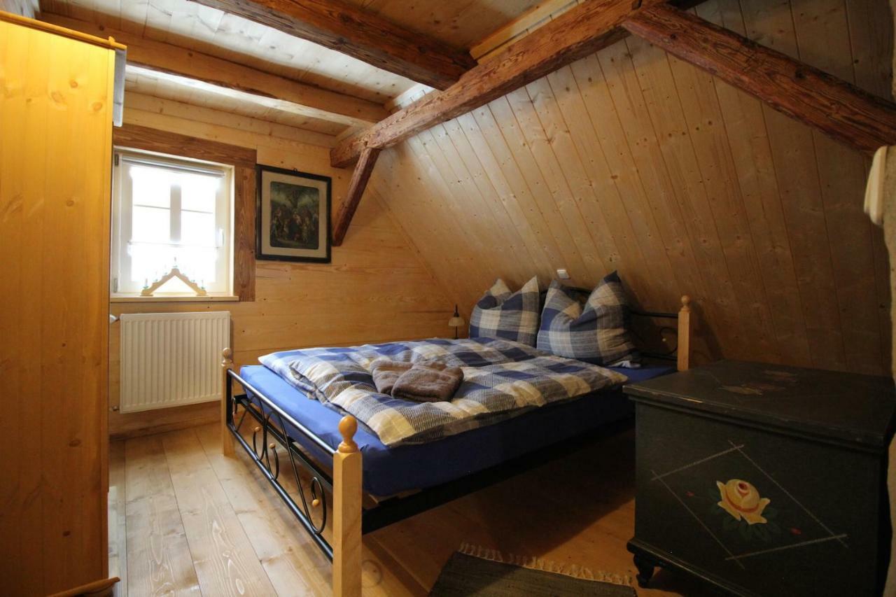 Ferienhaus Anno Dazumal, wie zu Opa`s Zeiten Klingenthal Exterior foto