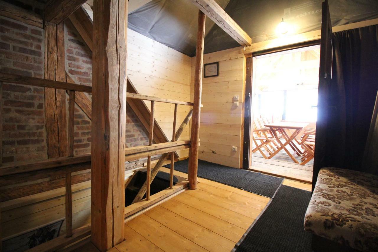 Ferienhaus Anno Dazumal, wie zu Opa`s Zeiten Klingenthal Exterior foto