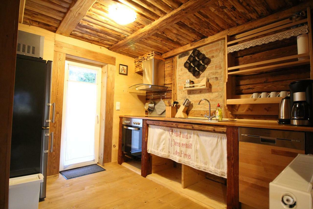 Ferienhaus Anno Dazumal, wie zu Opa`s Zeiten Klingenthal Exterior foto