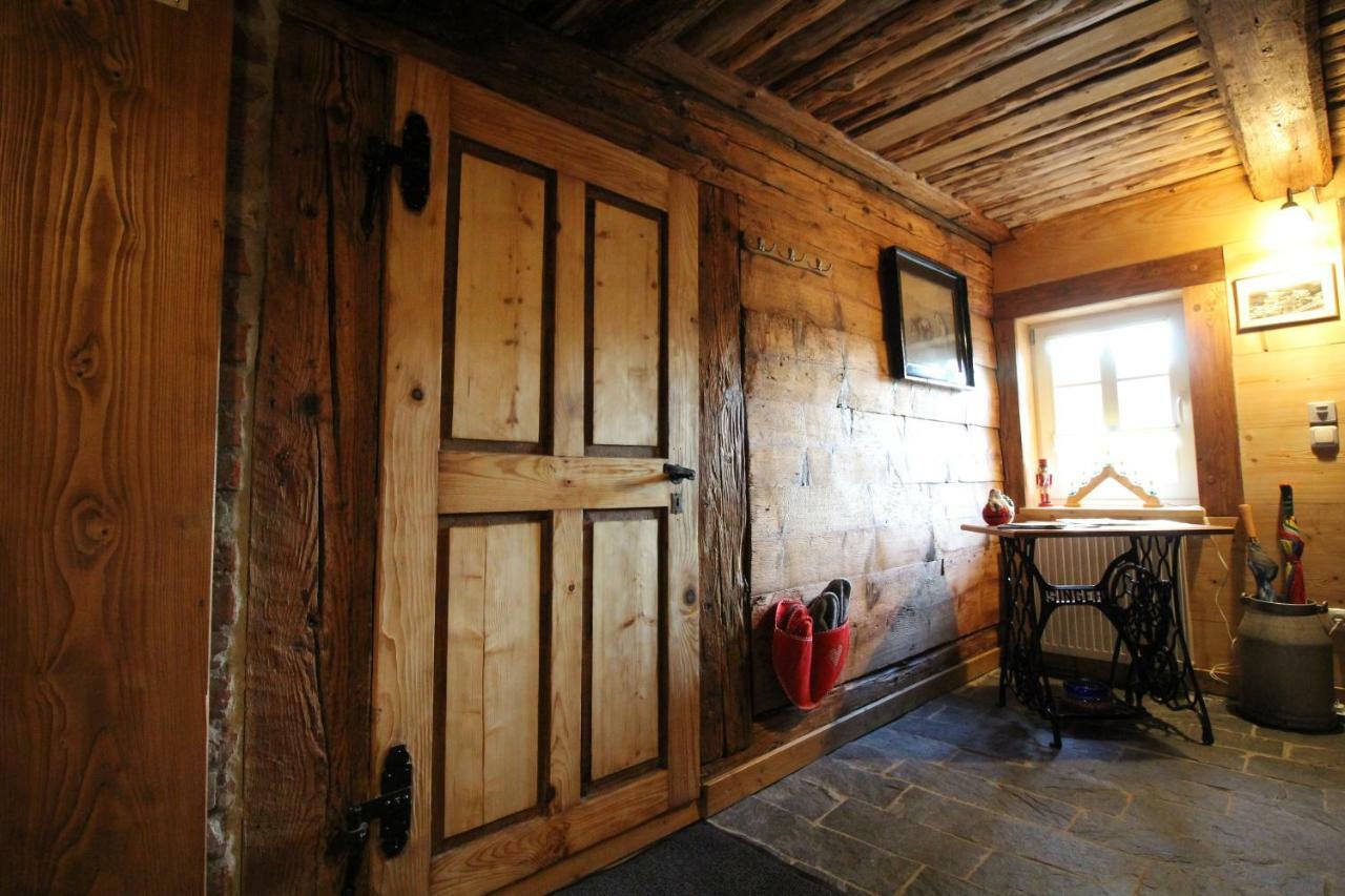 Ferienhaus Anno Dazumal, wie zu Opa`s Zeiten Klingenthal Exterior foto