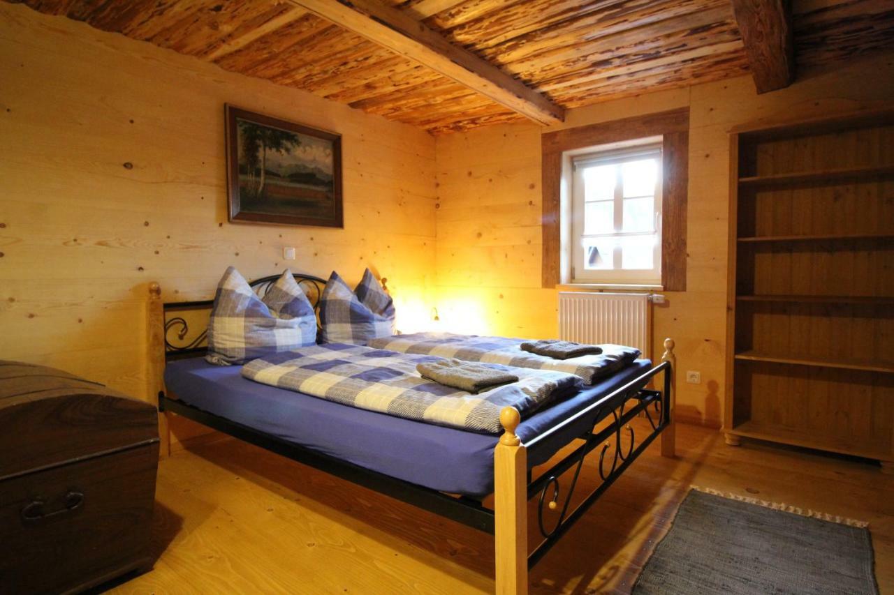 Ferienhaus Anno Dazumal, wie zu Opa`s Zeiten Klingenthal Exterior foto
